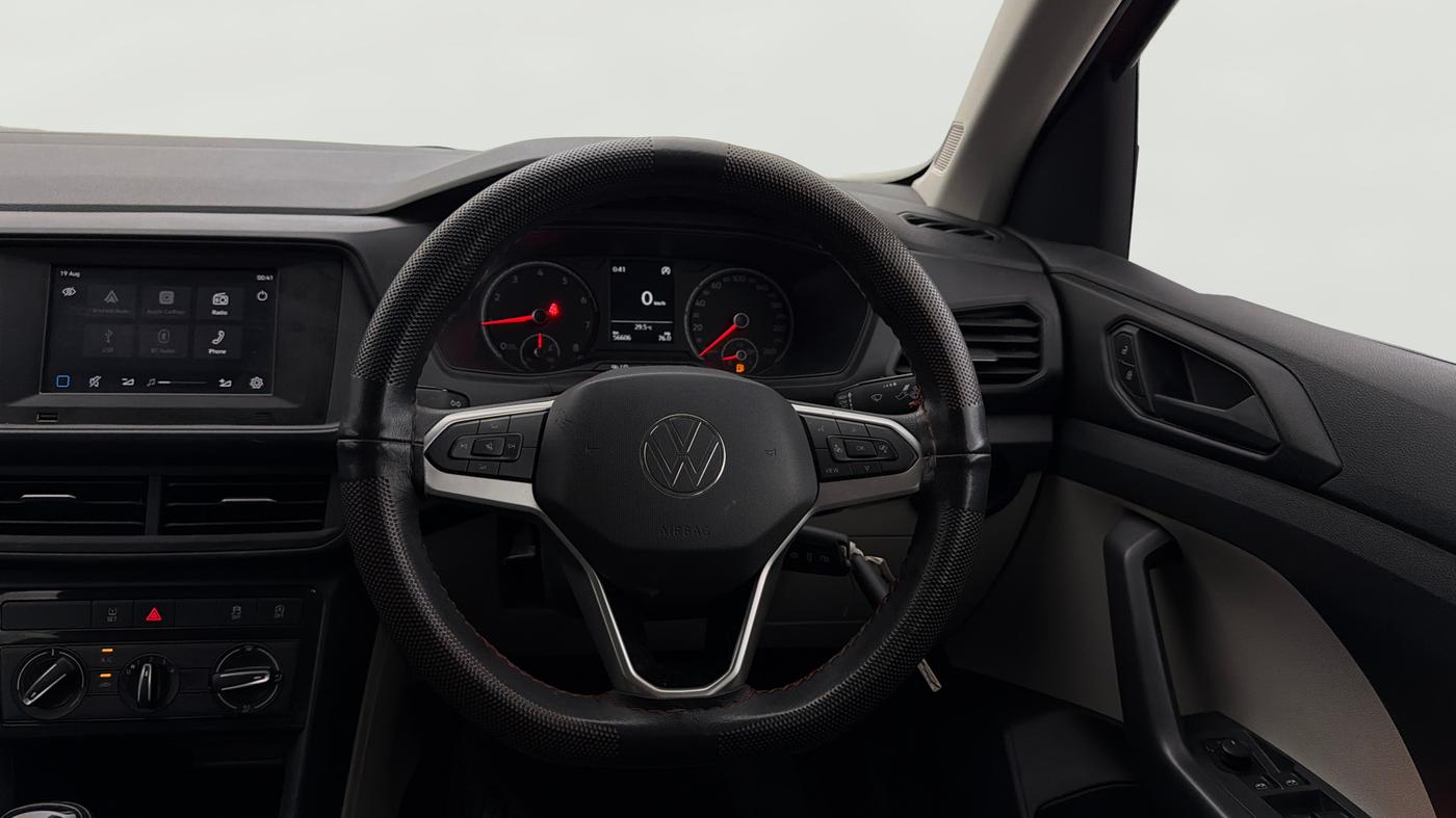 2022 Volkswagen TAIGUN COMFORTLINE 1.0 TSI MT, Petrol, Manual, 56,582 km, Steering Wheel Close Up