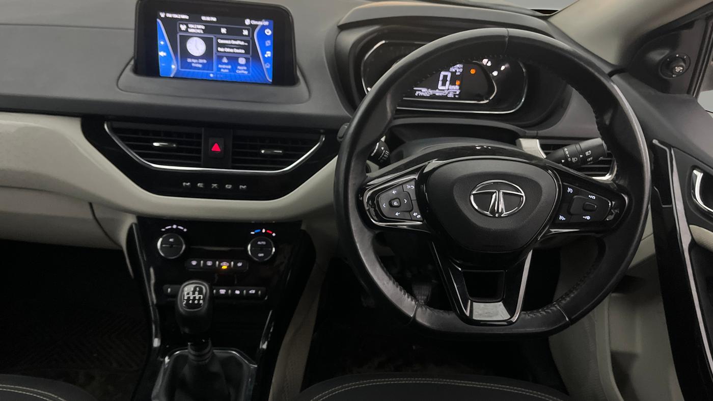2021 Tata NEXON XZ PLUS (O) PETROL, Petrol, Manual, 27,417 km, Steering Wheel Close Up