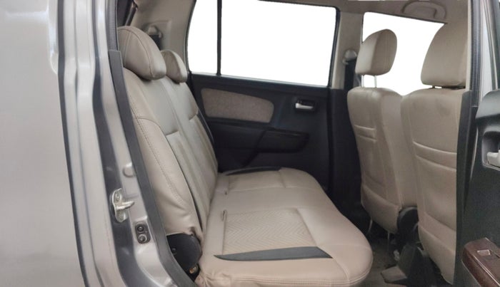 2016 Maruti Wagon R 1.0 VXI AMT, Petrol, Automatic, 49,646 km, Right Side Rear Door Cabin