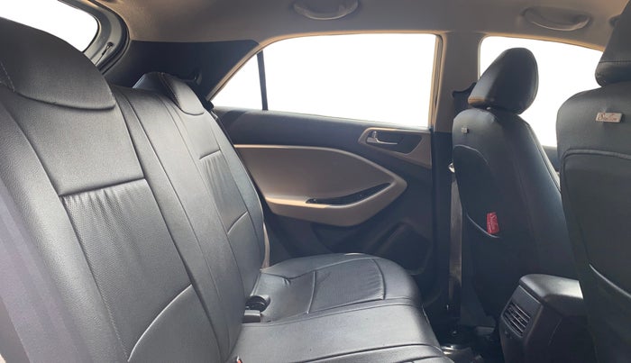 2017 Hyundai Elite i20 ASTA 1.2, Petrol, Manual, 54,347 km, Right Side Rear Door Cabin