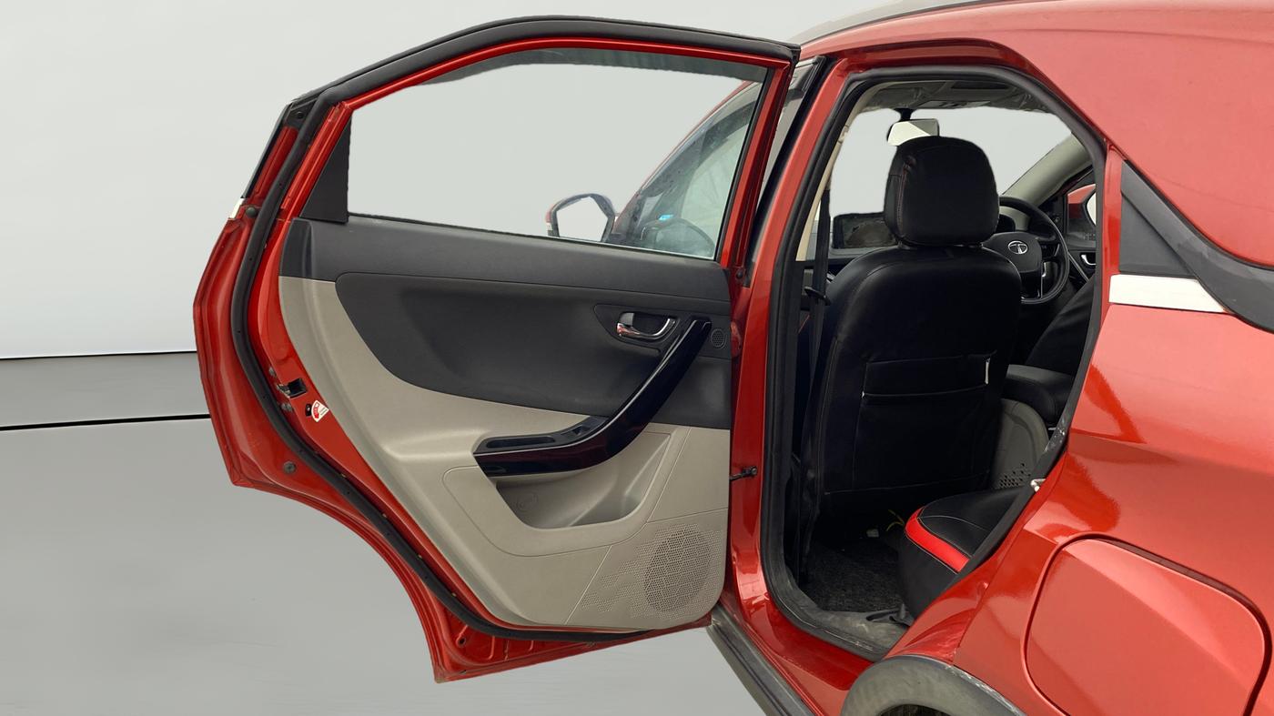 2019 Tata NEXON XZA PLUS PETROL, Petrol, Automatic, 56,162 km, LHS Rear Door