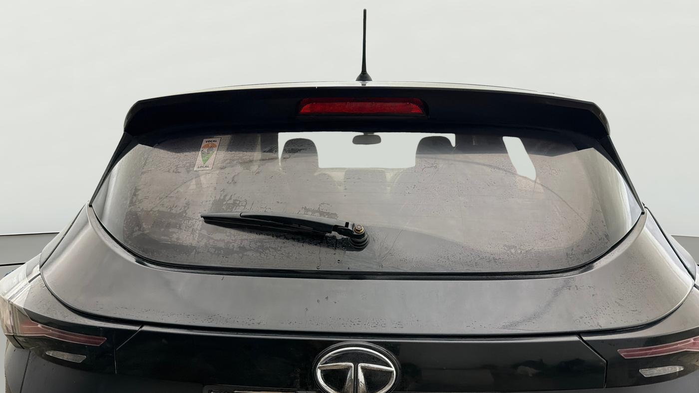 2021 Tata Harrier XT PLUS 2.0L KRYOTEC DARK EDITON, Diesel, Manual, 92,452 km, Rear Windshield