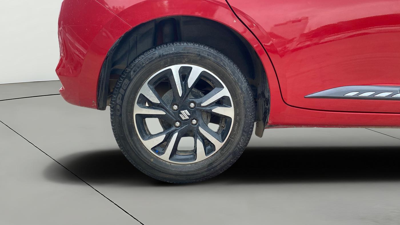 2024 Maruti Swift ZXI PLUS, Petrol, Manual, 28,644 km, Right Rear Wheel