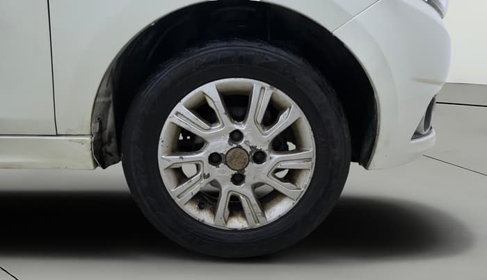 2017 Tata Tiago XZ PETROL, Petrol, Manual, 50,875 km, Right Front Wheel