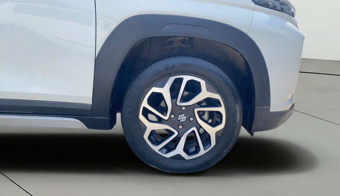 2023 Maruti FRONX ALPHA 1.0L TURBO 6 AT, Petrol, Automatic, 10,583 km, Right Front Wheel