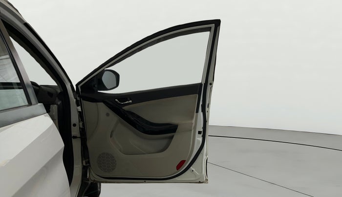 2022 Tata NEXON XZ PLUS PETROL SUNROOF, Petrol, Manual, 17,310 km, RHS Front Door