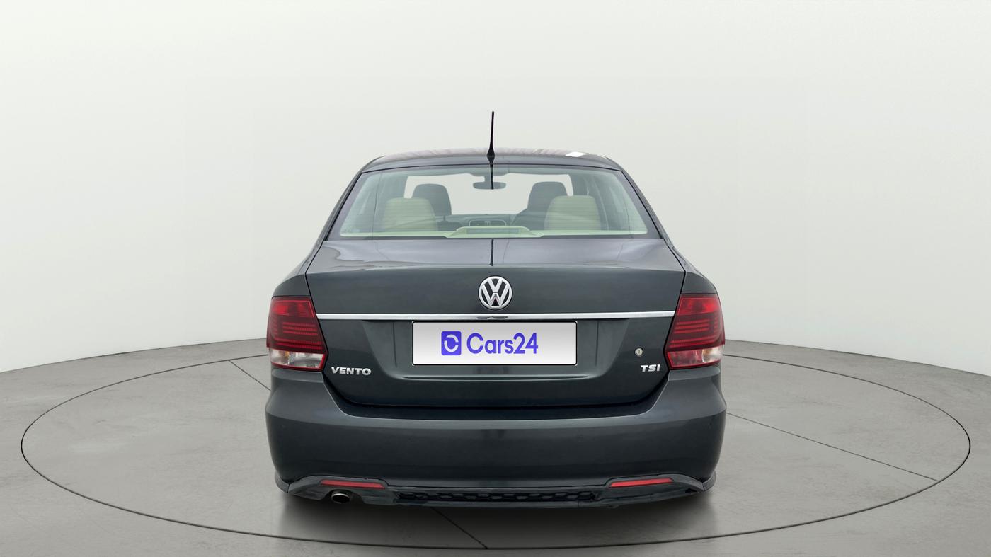 2021 Volkswagen Vento HIGHLINE 1.0L TSI, Petrol, Manual, 76,937 km, Back/Rear