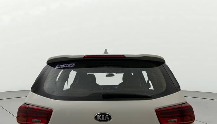 2020 KIA CARNIVAL PRESTIGE 2.2 7 STR, Diesel, Automatic, 1,21,694 km, Rear Windshield
