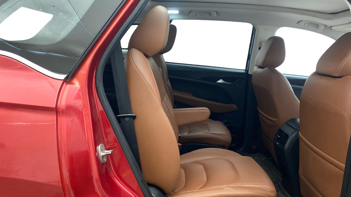 2020 MG HECTOR PLUS SHARP 1.5 PETROL TURBO CVT 6-STR, Petrol, Automatic, 56,478 km, Right Side Rear Door Cabin