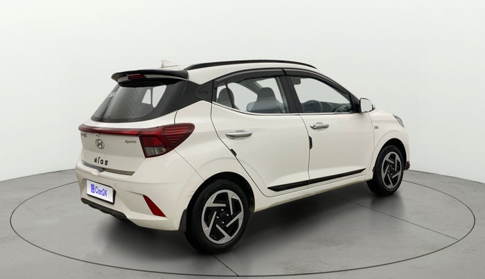 2024 Hyundai GRAND I10 NIOS SPORTZ AMT 1.2 KAPPA VTVT, Petrol, Automatic, 5,127 km, Right Back Diagonal