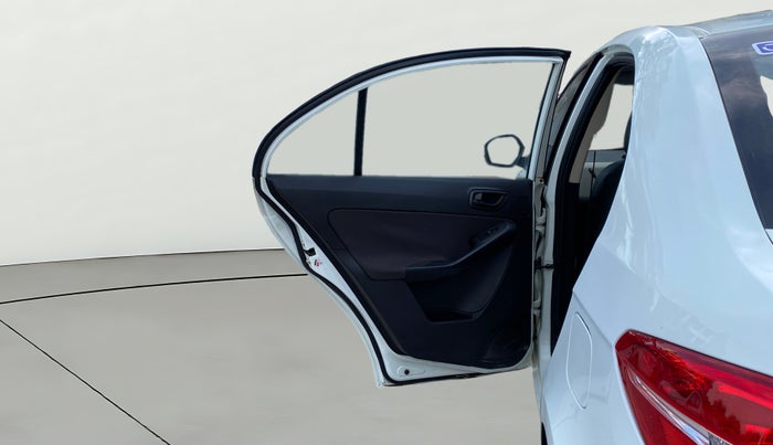 2016 Tata Zest XMS PETROL, Petrol, Manual, 29,240 km, LHS Rear Door