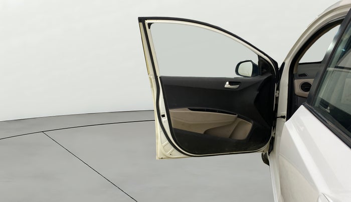 2015 Hyundai Xcent S 1.2, Petrol, Manual, 22,387 km, LHS Front Door