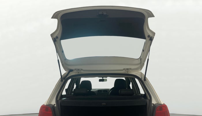 2015 Volkswagen Polo COMFORTLINE 1.2L, Petrol, Manual, 67,232 km, Boot Door Open