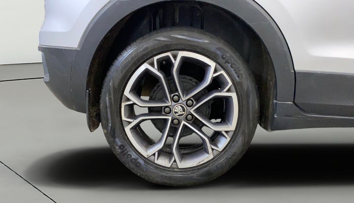 2021 Skoda KUSHAQ STYLE 1.0L TSI AT, Petrol, Automatic, 95,540 km, Right Rear Wheel