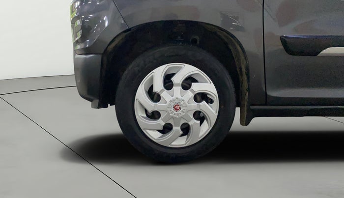 2022 Maruti S PRESSO VXI+, Petrol, Manual, 84,615 km, Left Front Wheel