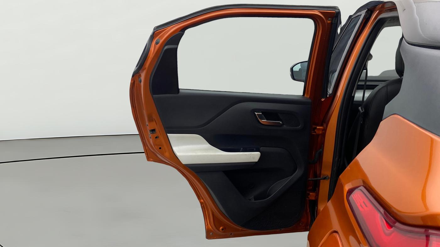 2021 Tata PUNCH CREATIVE  MT, Petrol, Manual, 83,570 km, LHS Rear Door