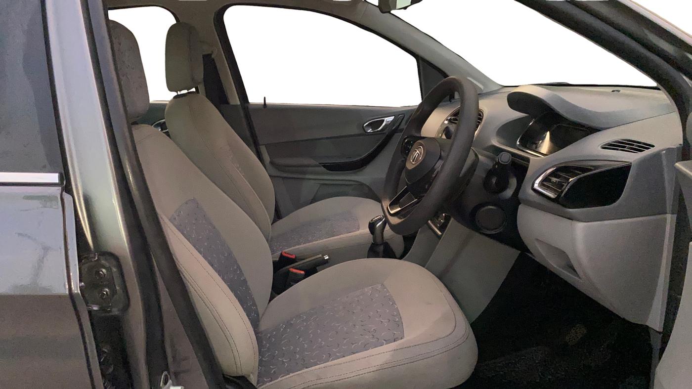 2020 Tata TIGOR XZ PLUS PETROL, Petrol, Manual, 15,146 km, Right Side Front Door Cabin