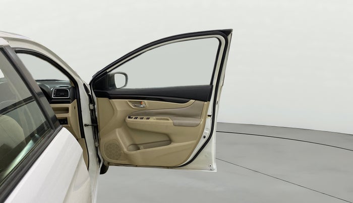 2015 Maruti Ciaz ZXI AT, Petrol, Automatic, 44,549 km, RHS Front Door