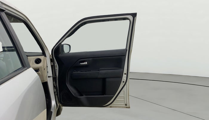 2020 Maruti New Wagon-R VXI 1.2, Petrol, Manual, 28,925 km, RHS Front Door