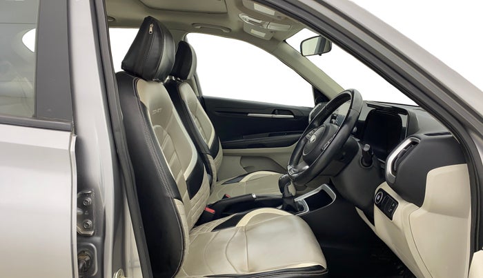 2020 KIA SONET HTX 1.0 IMT, Petrol, Manual, 55,558 km, Right Side Front Door Cabin