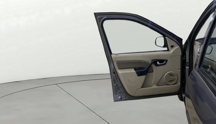 2013 Mahindra Verito 1.5 D4, Diesel, Manual, 1,27,281 km, LHS Front Door