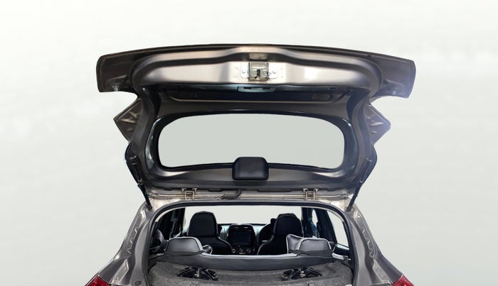 2018 Renault Kwid RXT 1.0 (O), Petrol, Manual, 5,642 km, Boot Door Open