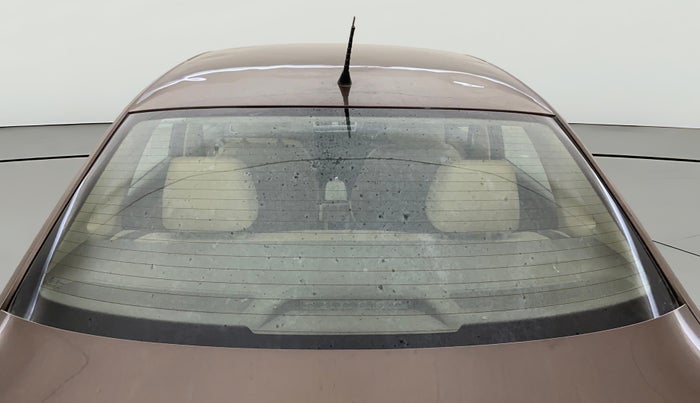 2016 Volkswagen Vento HIGHLINE PETROL AT, Petrol, Automatic, 1,21,926 km, Rear Windshield