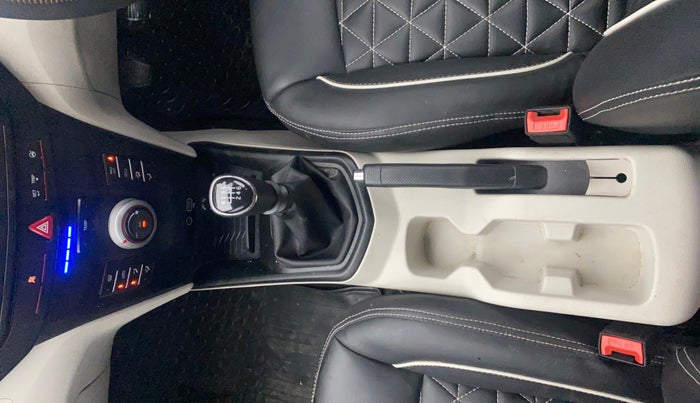 2022 Mahindra XUV300 W6 1.2 PETROL, Petrol, Manual, 18,846 km, Air Conditioner