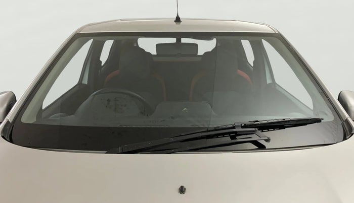 2022 Renault Kwid RXT 1.0, Petrol, Manual, 29,737 km, Front Windshield