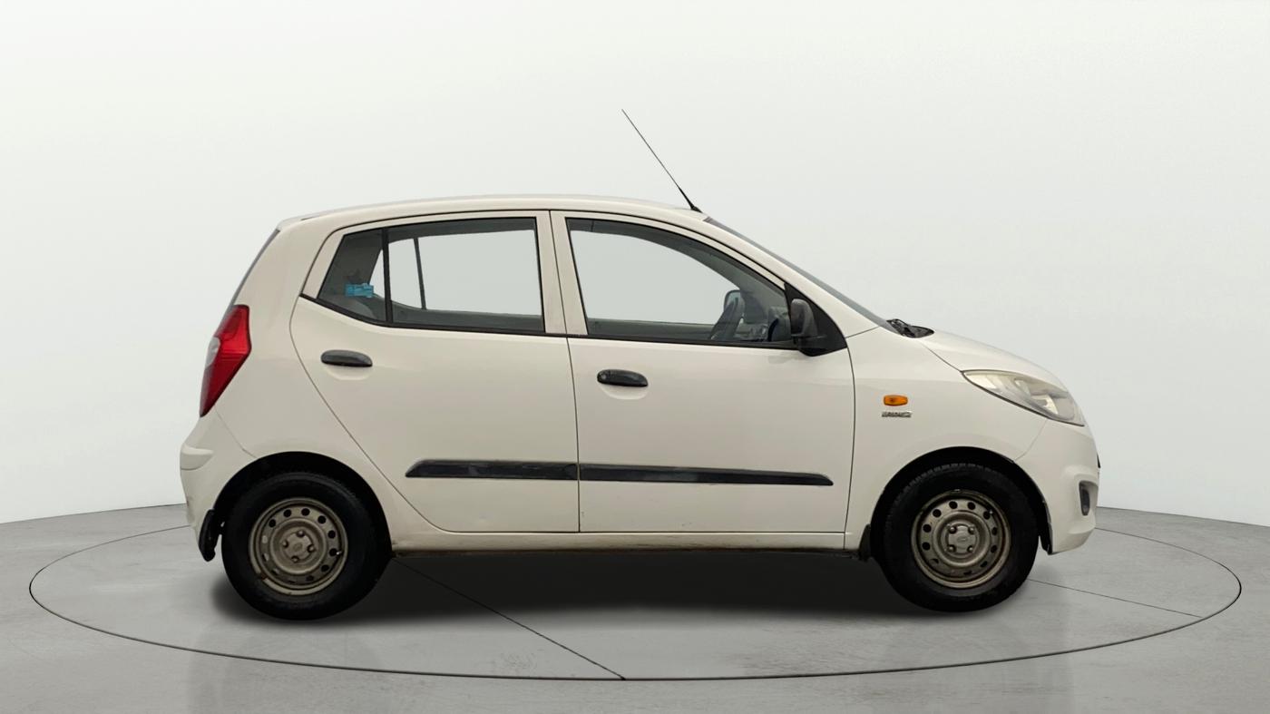 2015 Hyundai i10 MAGNA 1.1, Petrol, Manual, 33,543 km, Right Side View