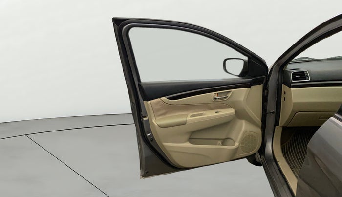 2017 Maruti Ciaz DELTA 1.4 AT PETROL, Petrol, Automatic, 73,289 km, LHS Front Door