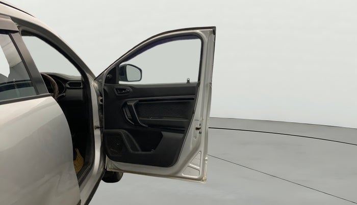 2022 Renault Kiger RXE MT, Petrol, Manual, 46,358 km, RHS Front Door