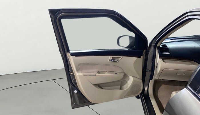 2015 Maruti Swift VXI, Petrol, Manual, 48,444 km, LHS Front Door