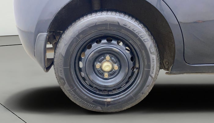 2018 Nissan Micra XL CVT, Petrol, Automatic, 35,227 km, Right Rear Wheel