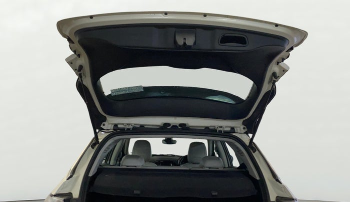 2018 Jeep Compass LIMITED 1.4 PETROL AT, Petrol, Automatic, 100 km, Boot Door Open