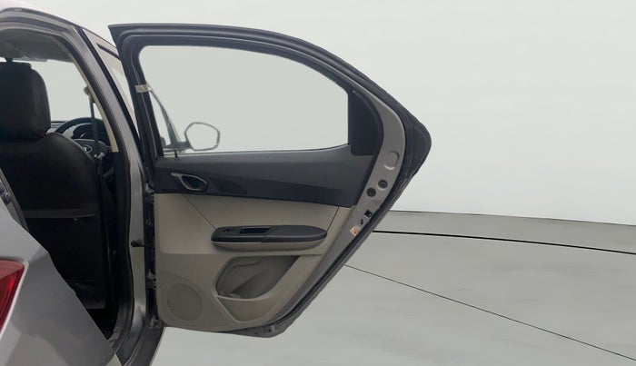 2019 Tata Tiago XZ PETROL, Petrol, Manual, 33,270 km, RHS Rear Door