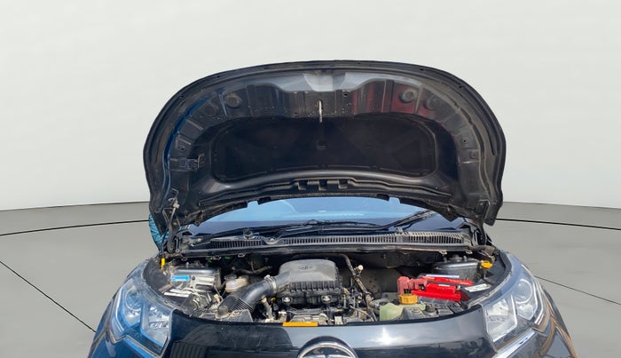 2022 Tata NEXON XMA SUNROOF PETROL, Petrol, Automatic, 29,265 km, Open Bonet