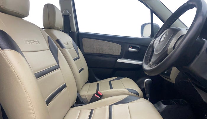 2016 Maruti Wagon R 1.0 VXI AMT, Petrol, Automatic, 51,228 km, Right Side Front Door Cabin