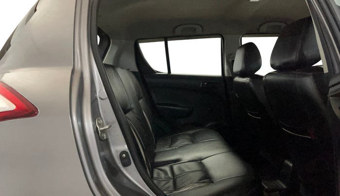 2014 Maruti Swift LXI, Petrol, Manual, 44,071 km, Right Side Rear Door Cabin