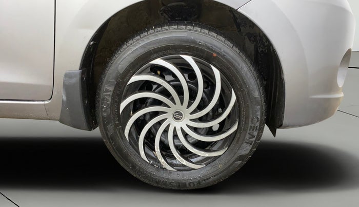 2014 Maruti Celerio VXI, Petrol, Manual, 56,001 km, Right Front Wheel