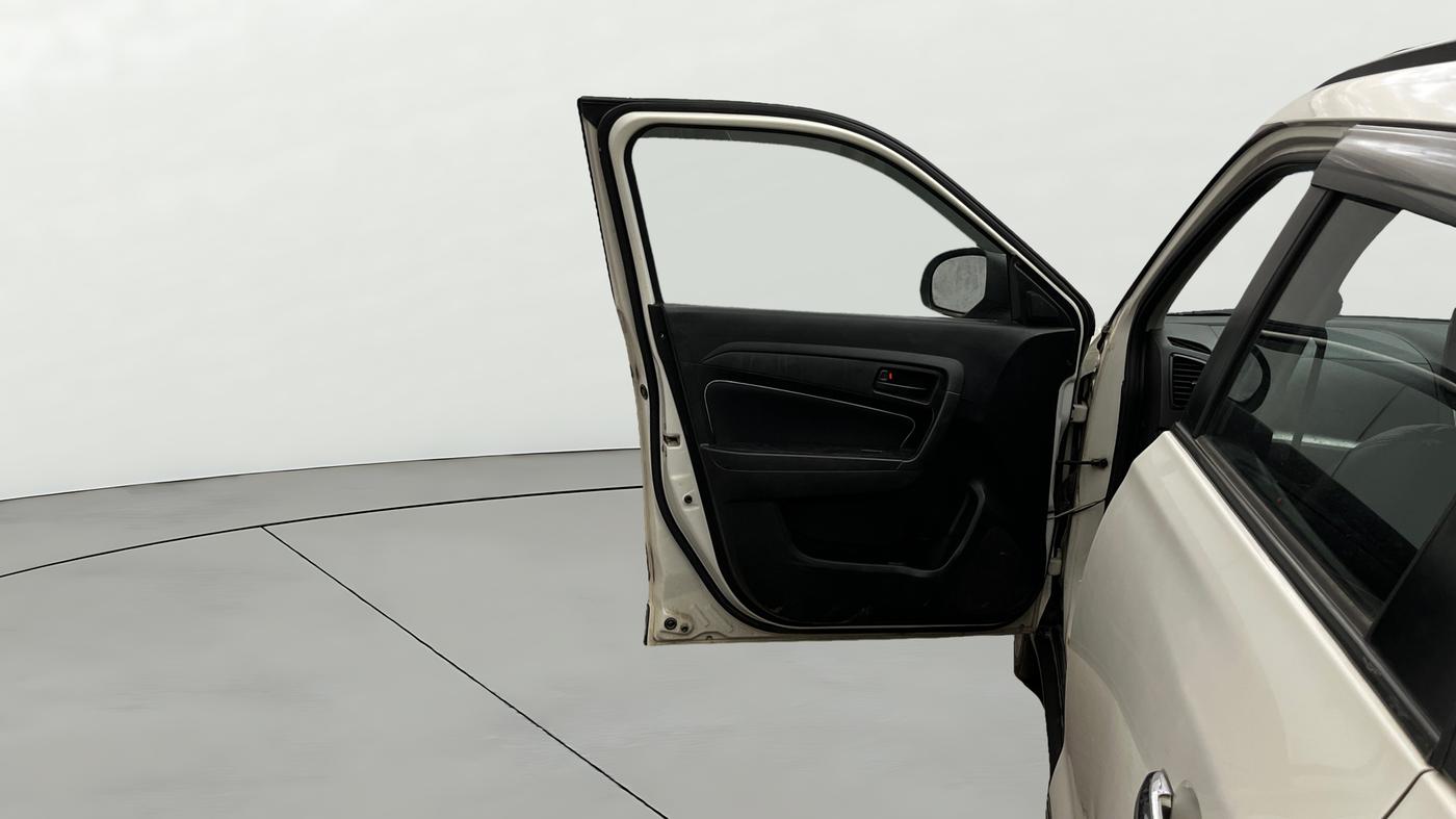 2020 Maruti Vitara Brezza VXI, Petrol, Manual, 57,447 km, LHS Front Door