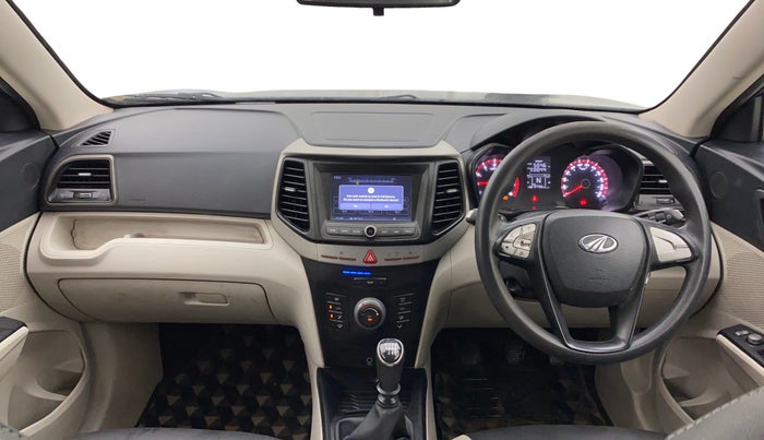 2019 Mahindra XUV300 W6 1.2 PETROL, Petrol, Manual, 1,37,766 km, Dashboard