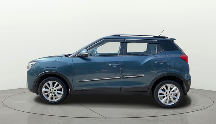 2021 Mahindra XUV300 W8 1.2 PETROL, Petrol, Manual, 58,969 km, Left Side