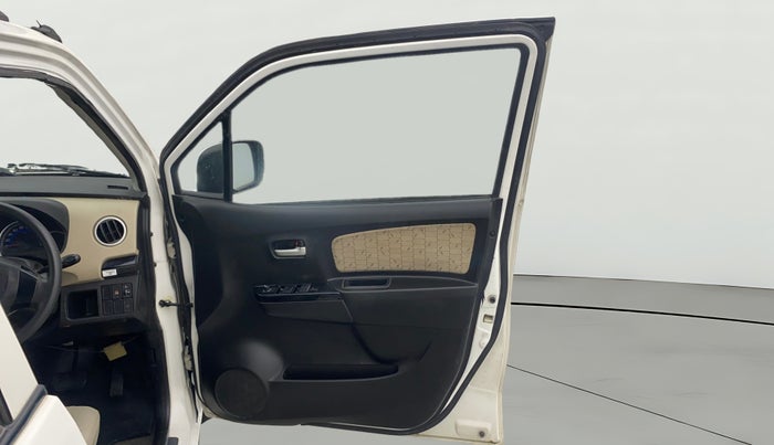 2017 Maruti Wagon R 1.0 VXI (O) AMT, Petrol, Automatic, 60,978 km, RHS Front Door