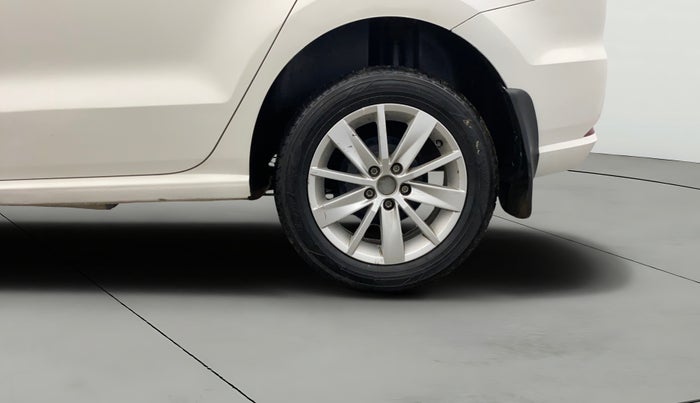 2017 Volkswagen Ameo HIGHLINE1.5L, Diesel, Manual, 33,742 km, Left Rear Wheel