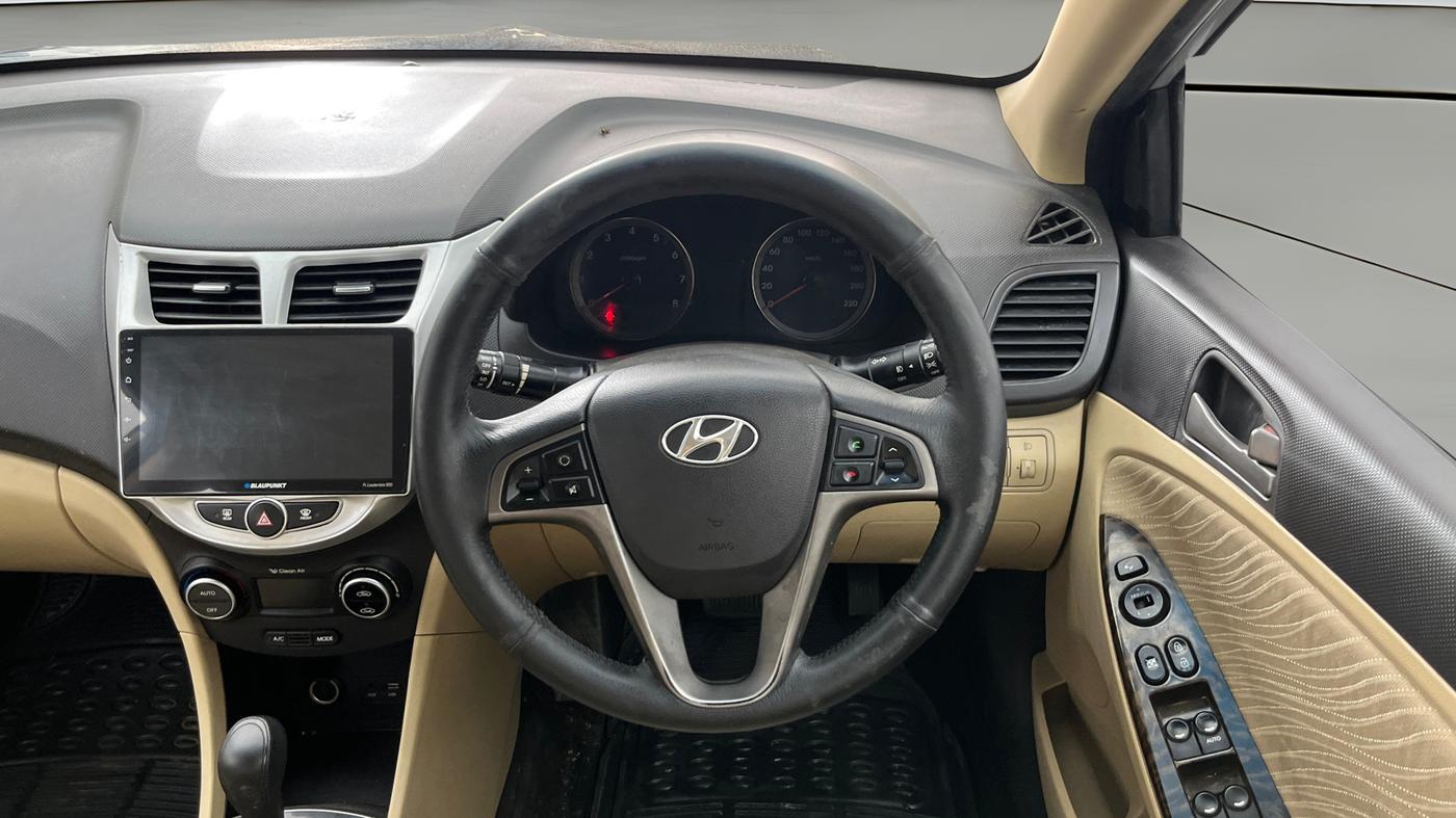 2016 Hyundai Verna 1.6 VTVT SX AT, Petrol, Automatic, 65,239 km, Steering Wheel Close Up
