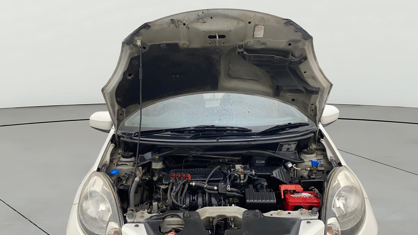 2015 Honda Brio VX AT, CNG, Automatic, 75,747 km, Open Bonet