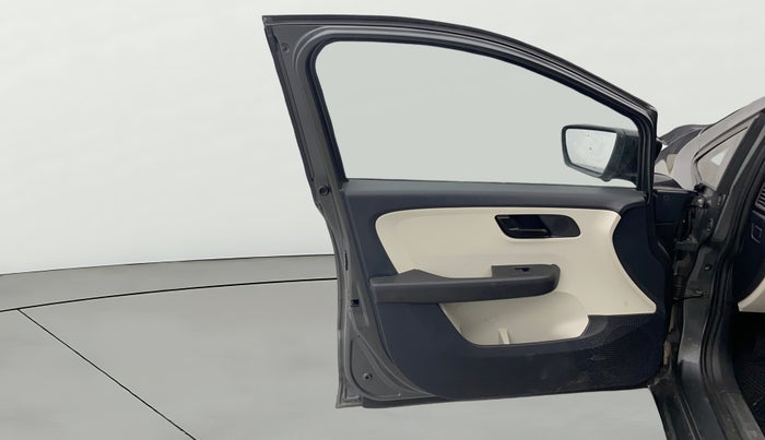 2022 Tata ALTROZ XT PETROL, Petrol, Manual, 31,146 km, LHS Front Door