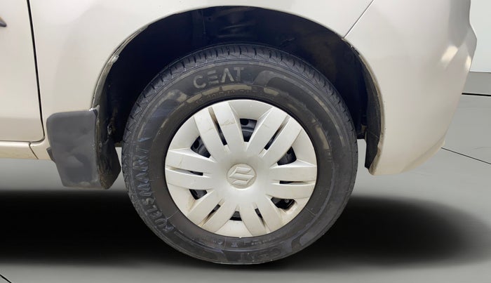 2022 Maruti Alto VXI, Petrol, Manual, 26,927 km, Right Front Wheel