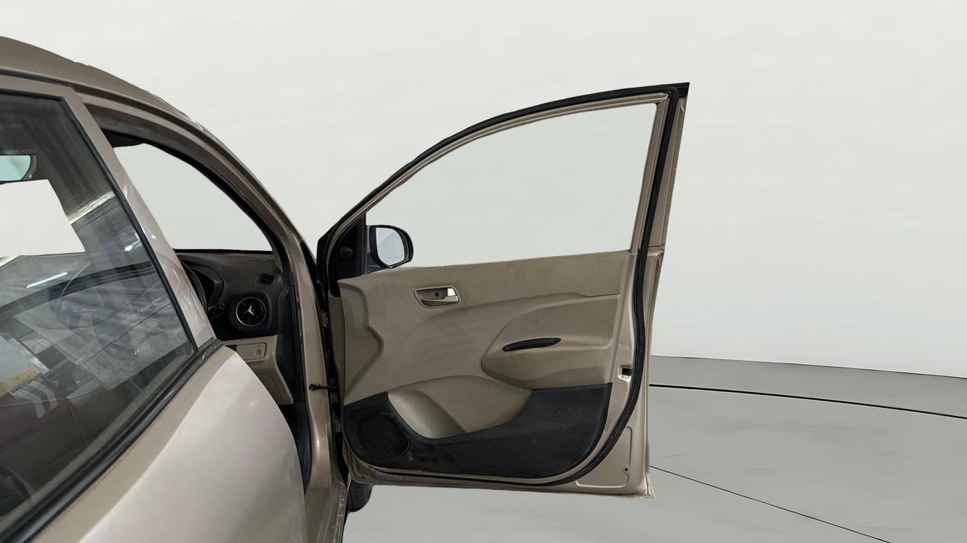 2018 Hyundai NEW SANTRO MAGNA CNG, CNG, Manual, 92,471 km, RHS Front Door